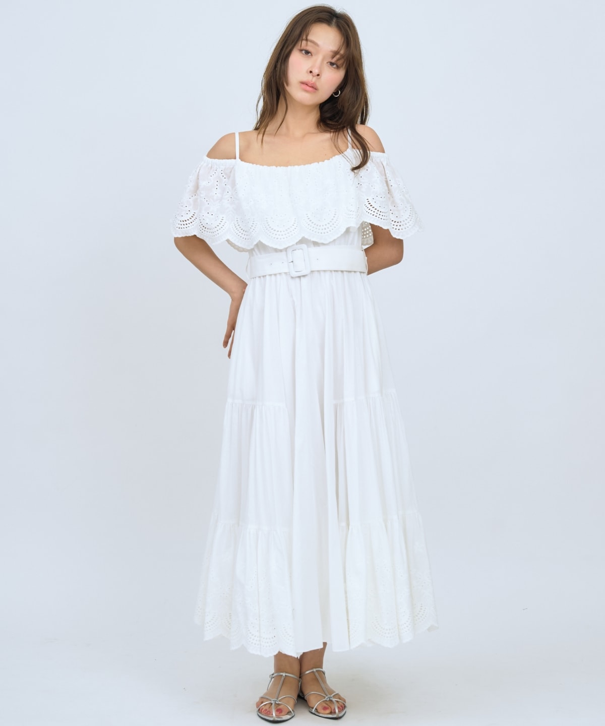 レースオフショルティアードワンピース