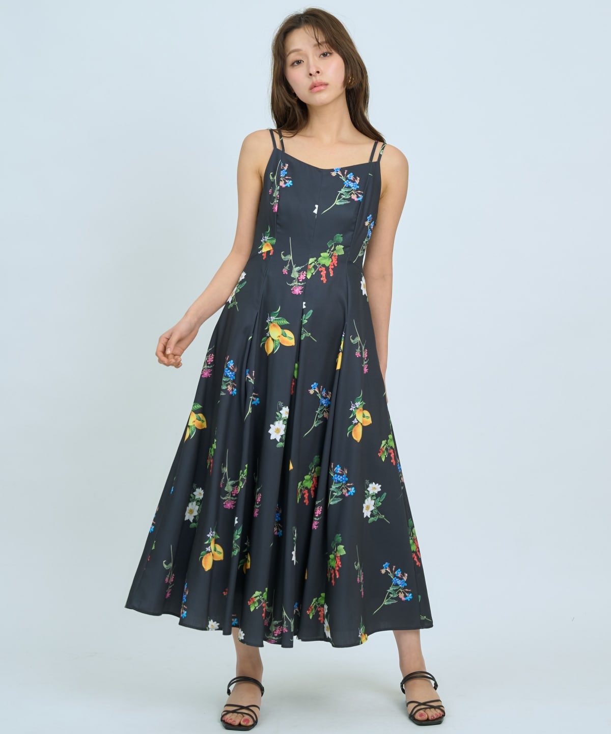 【5/14(木)一部店舗先行発売】フルーツ×フラワープリントワンピース