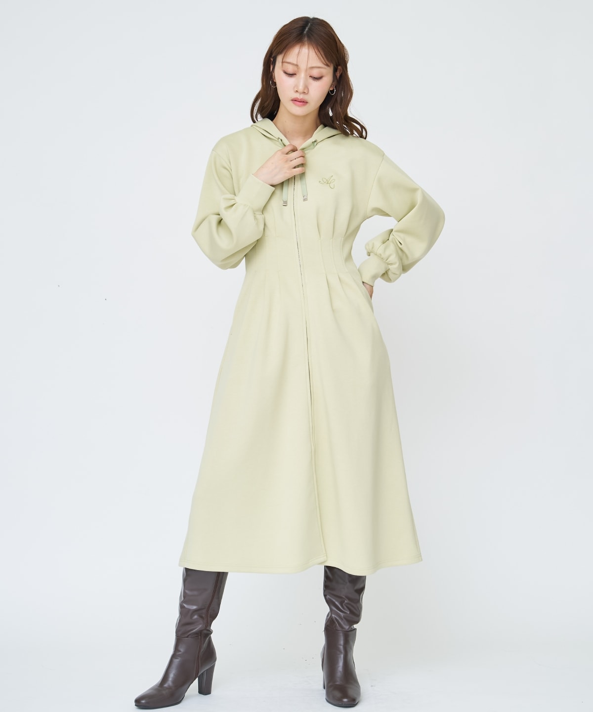 フード付きZIPワンピース