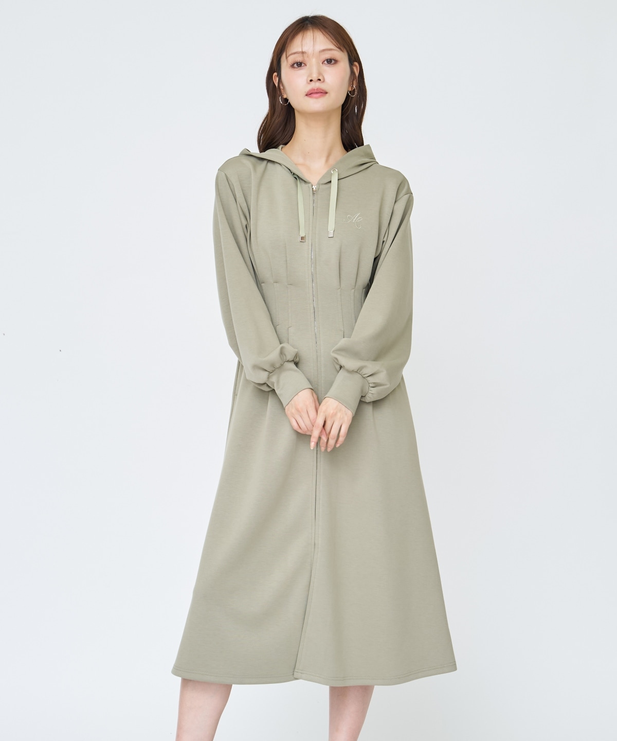 フード付きZIPワンピース