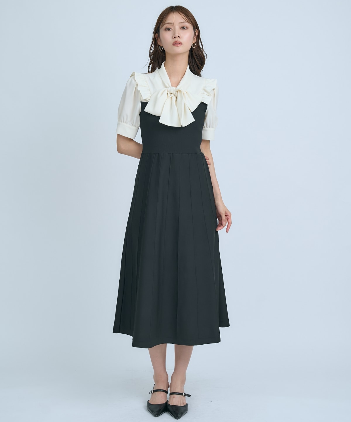 【先行予約受付中】ニットビスチェ風ボウタイワンピース