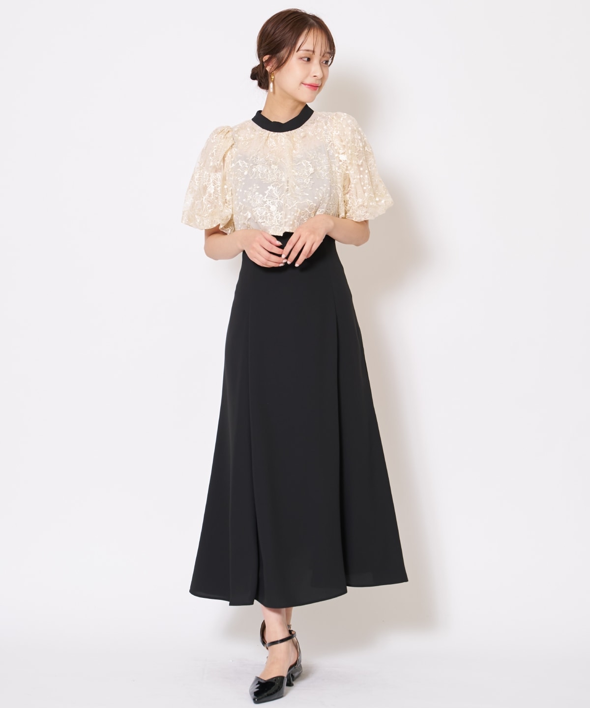 サテントリミングブラウス×ドレス