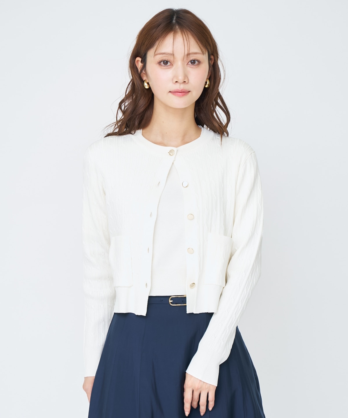 ケーブル編みカーディガンアンサンブル