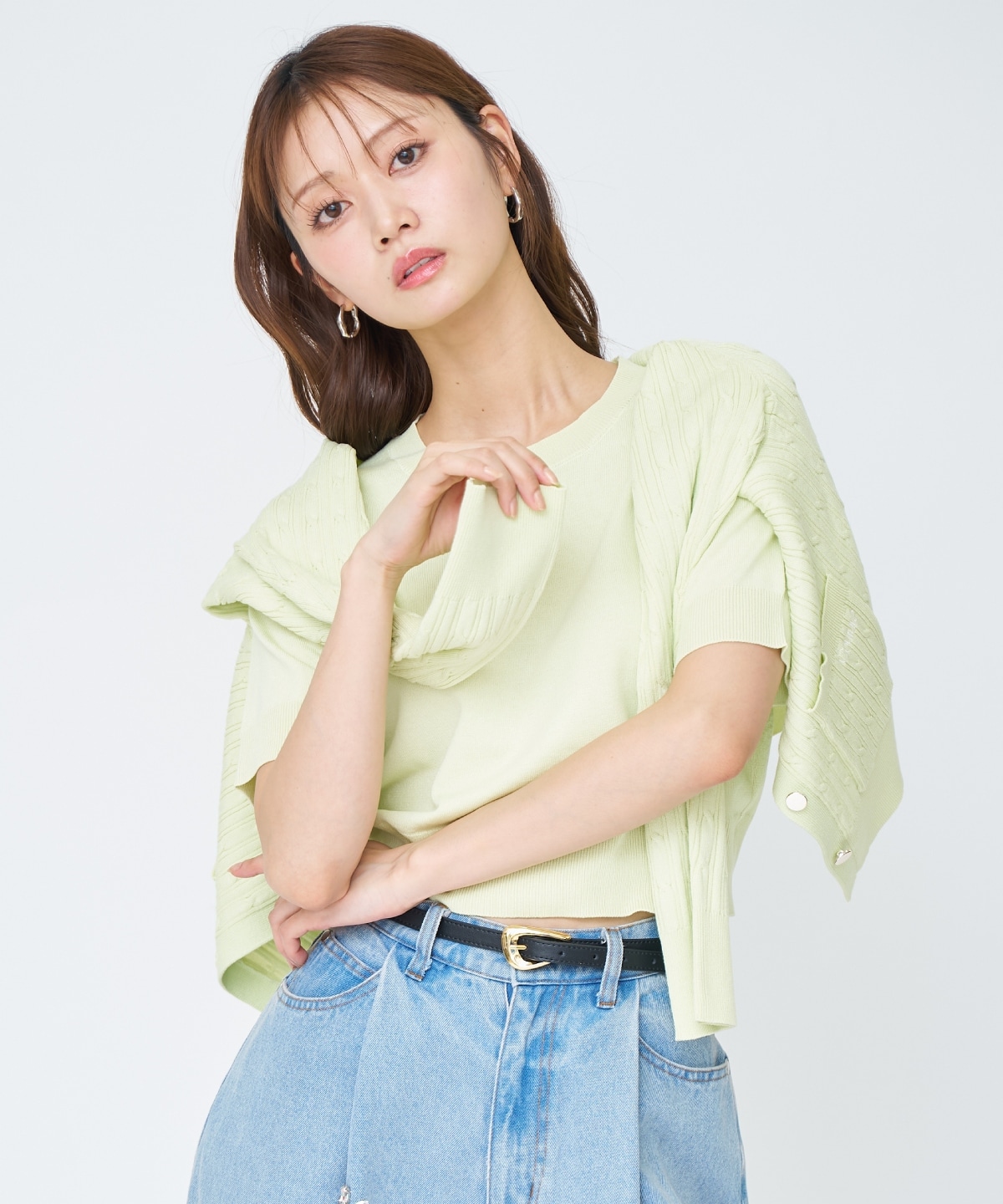 ケーブル編みカーディガンアンサンブル