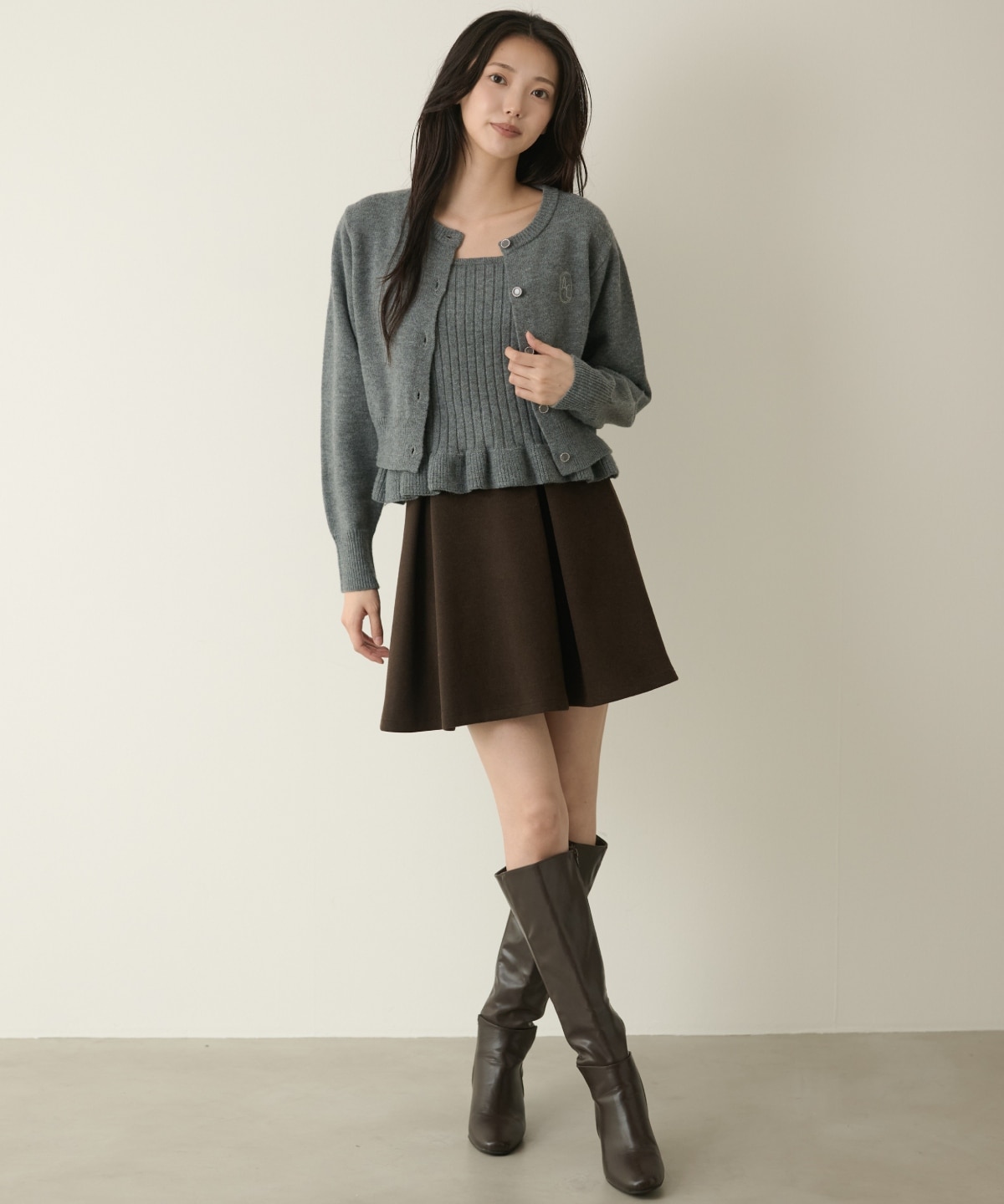 【先行予約受付中】ベルト付きボックスミニスカート