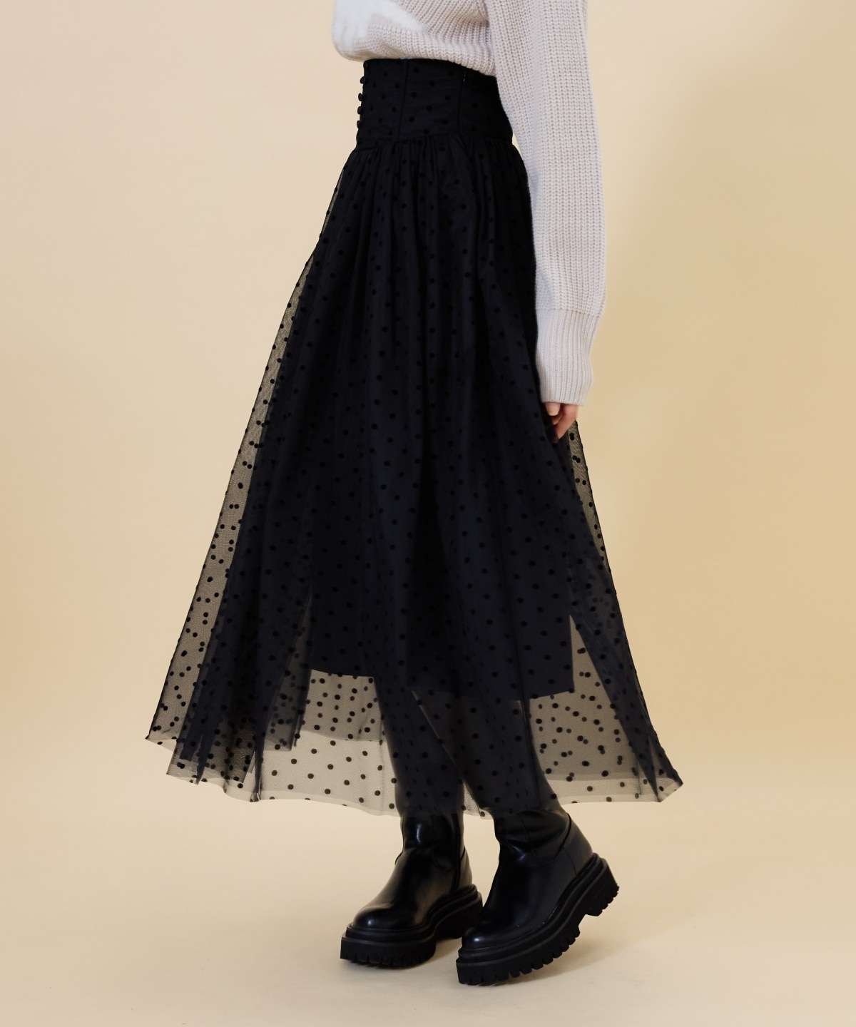 ドットチュールフレアスカート