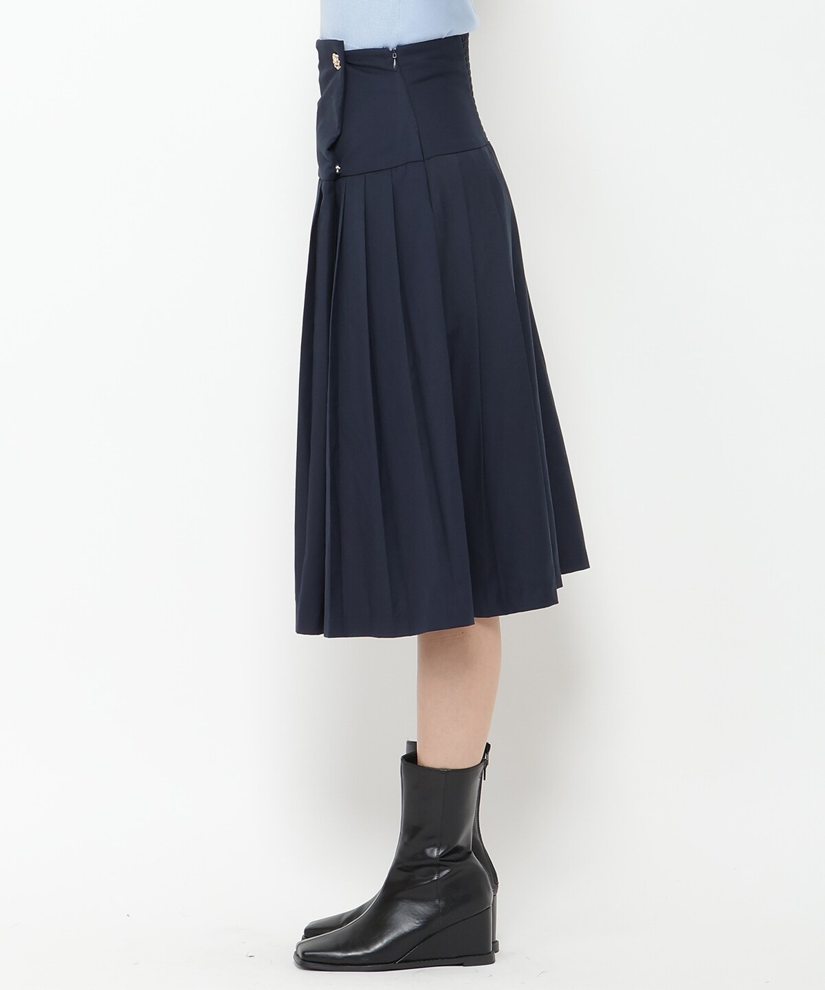 ロースイッチングプリーツスカート