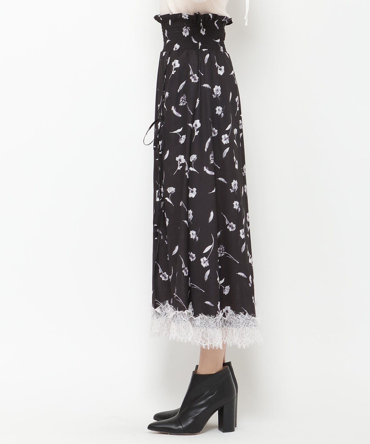 フェザープリントスリットスカショートパン