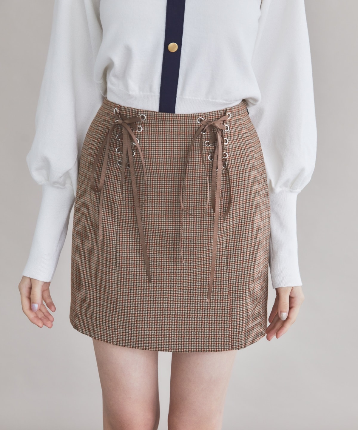 リボンレースアップミニスカート