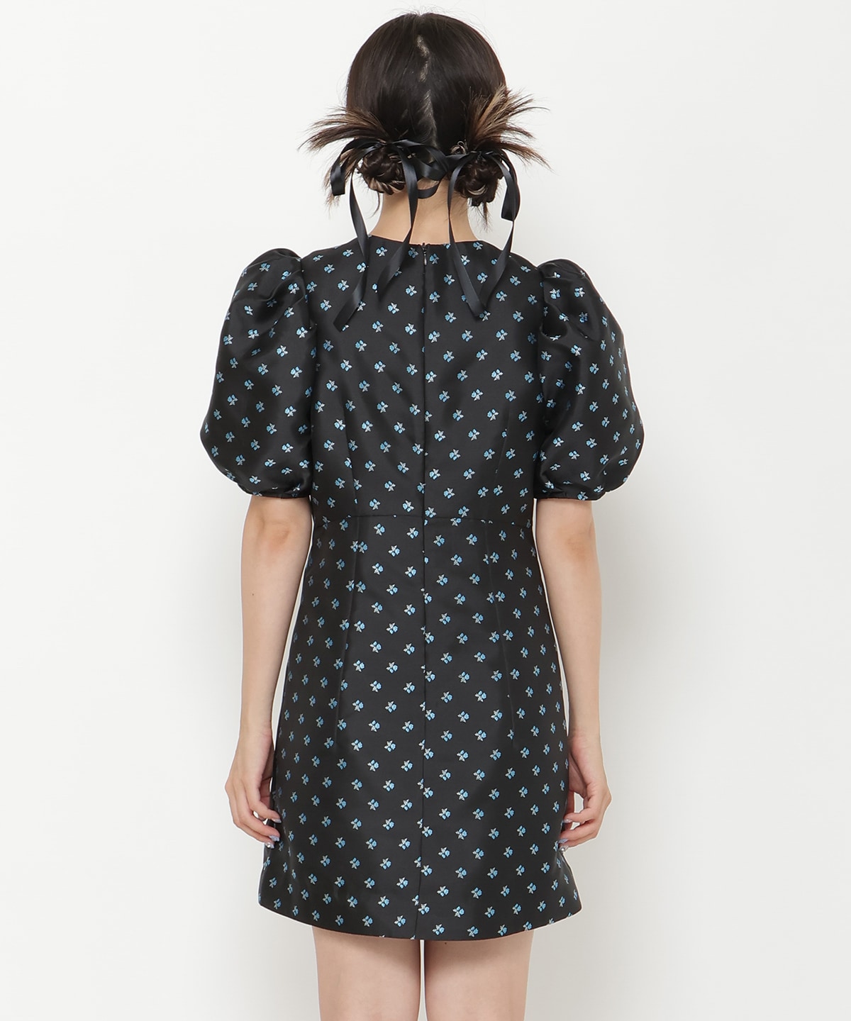 ジャガードフラワーミニワンピース