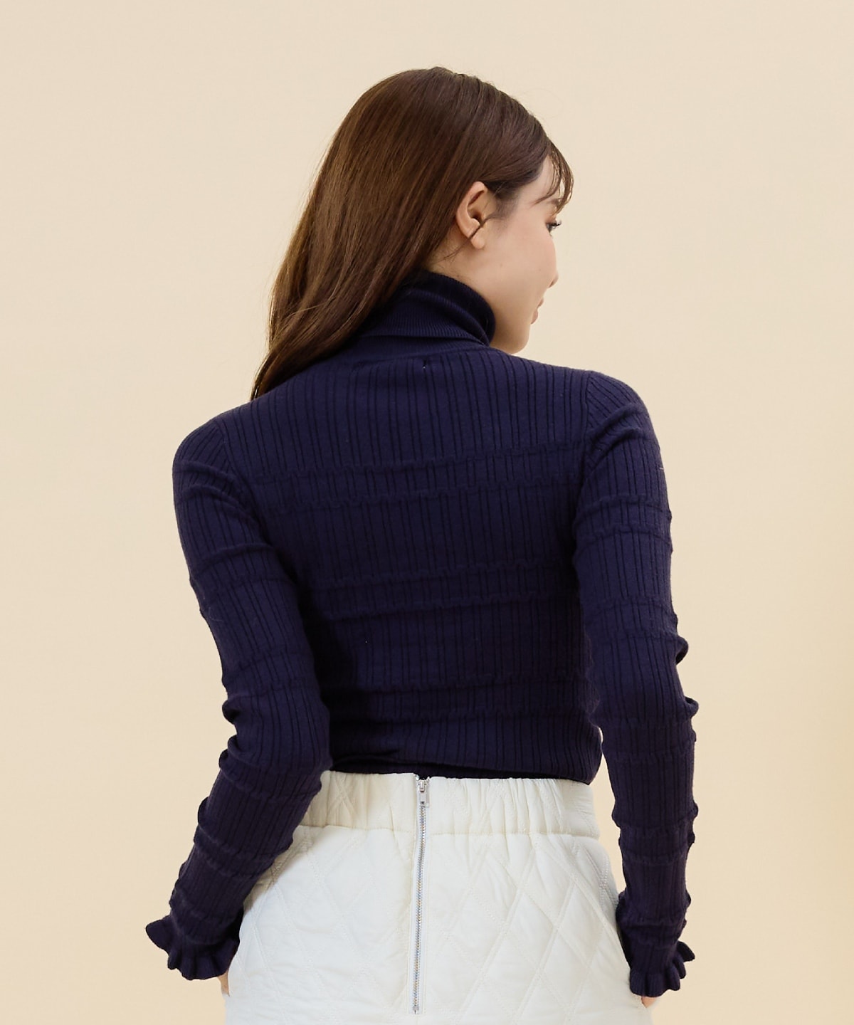 デザインリブタートルニット