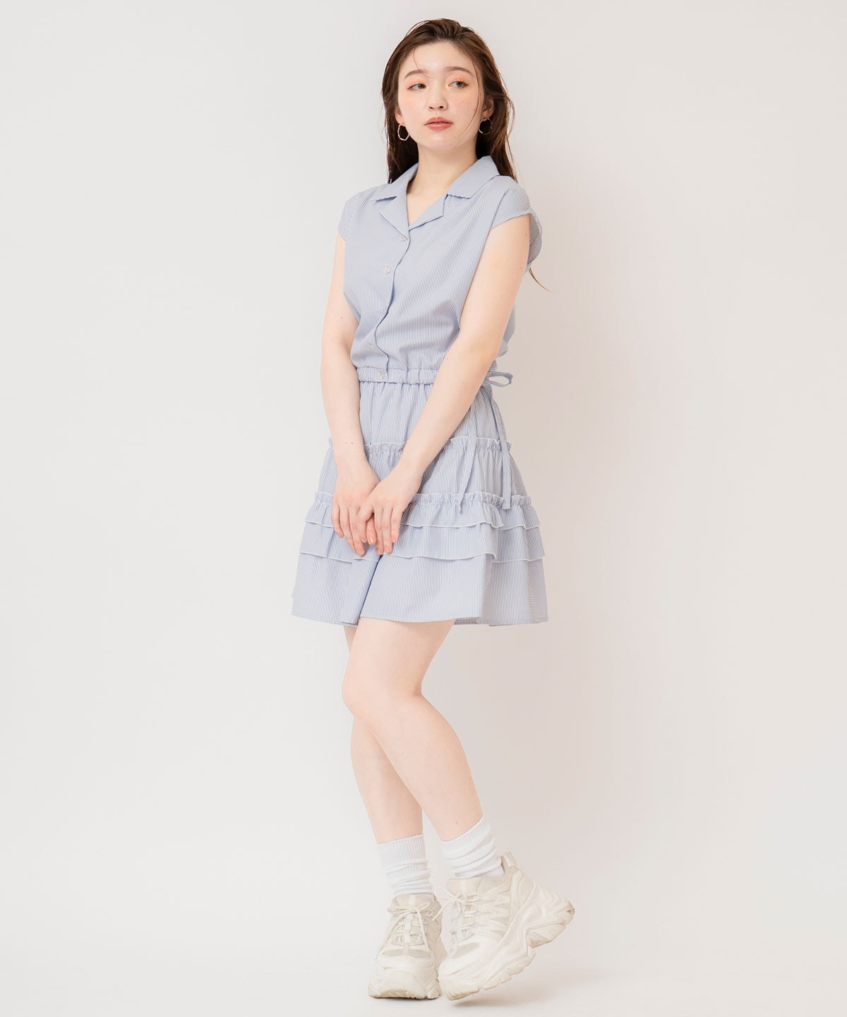 ストライプブラウス×ティアードスカートセットアップ