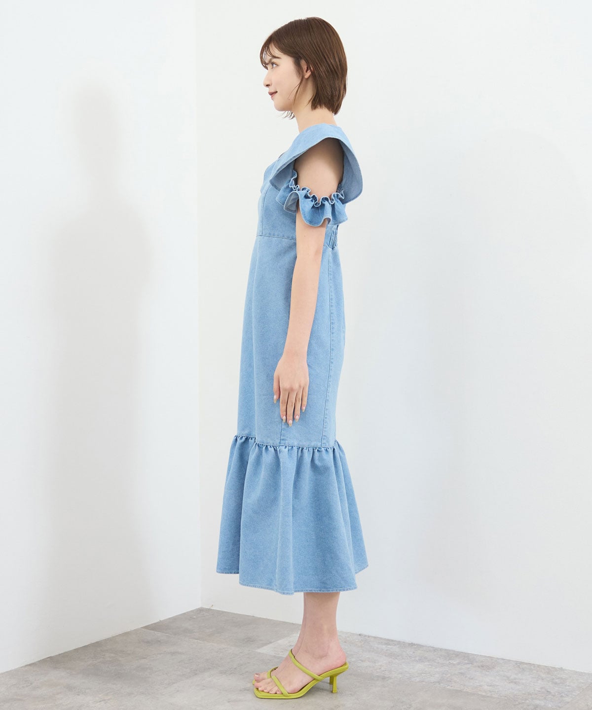 フリルスリーブデニムワンピース