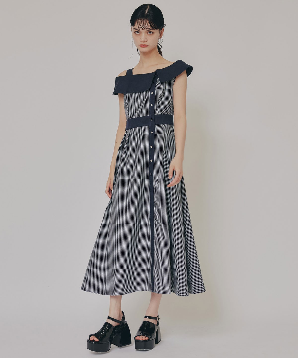 バイカラーアシメショルダーワンピース