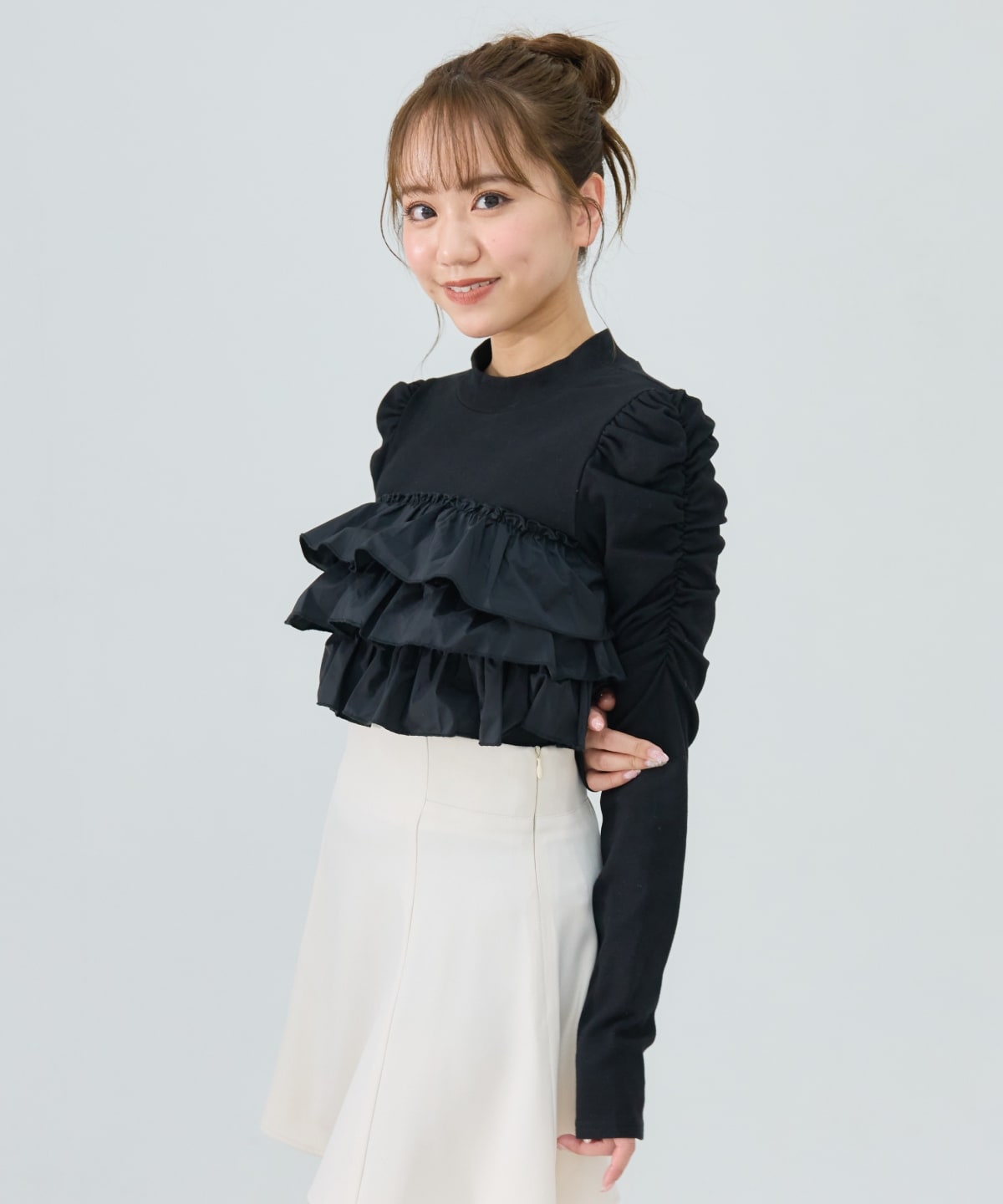 異素材フリルトップス