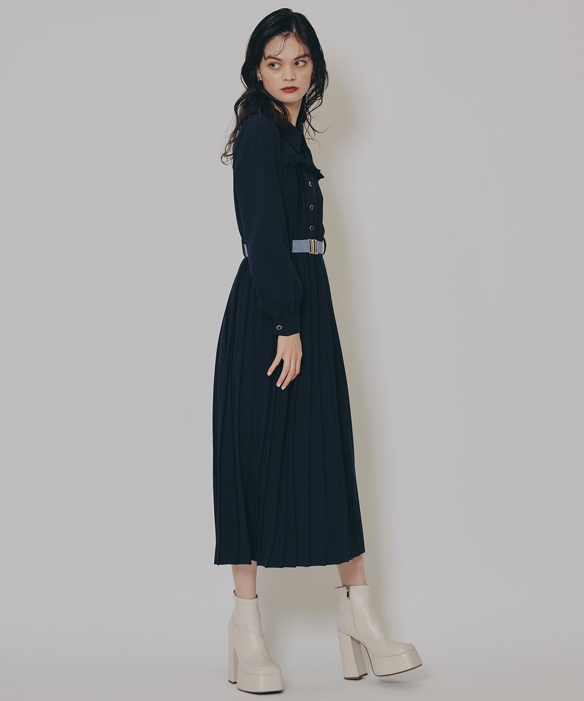 スクエアショートブーツ