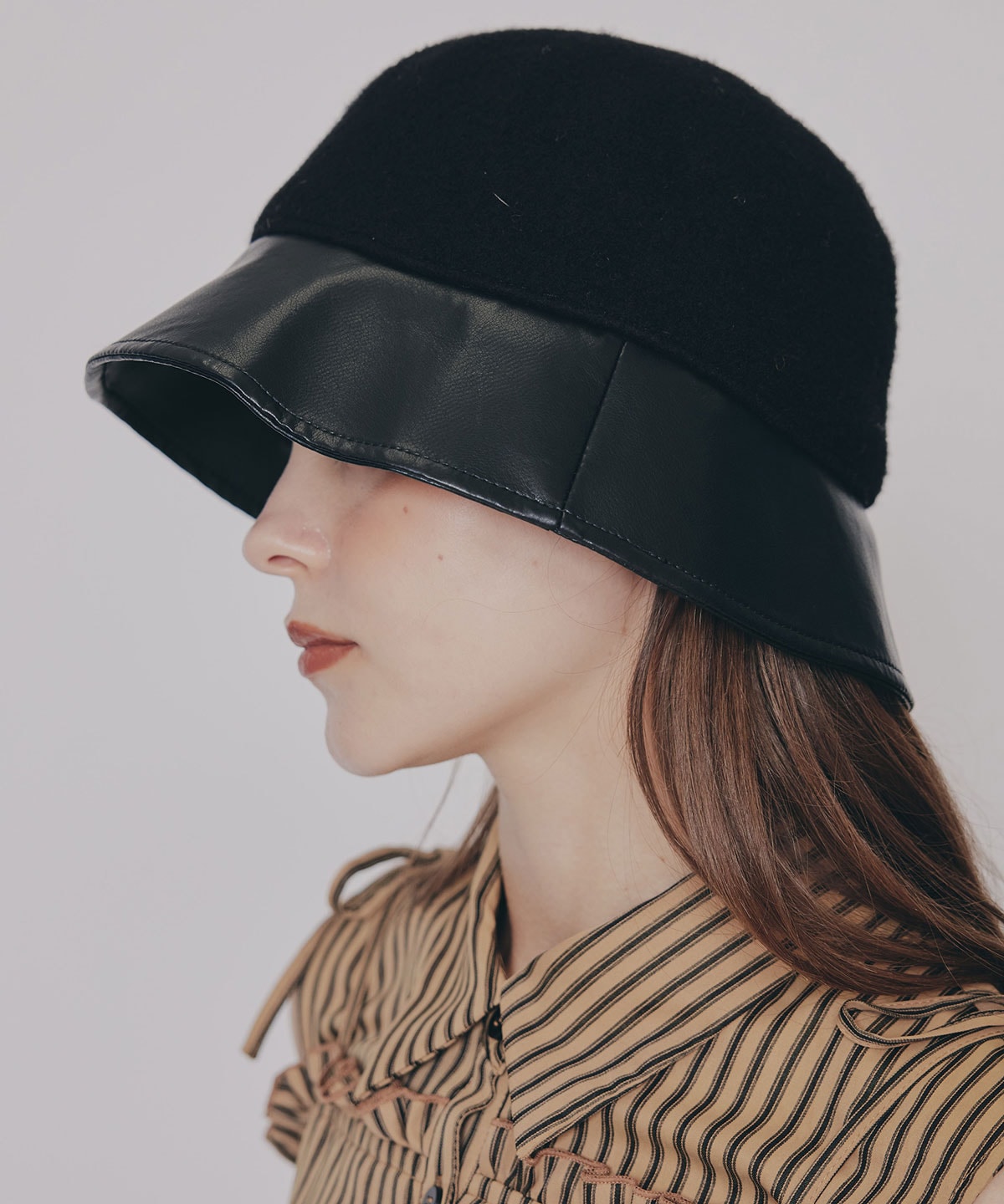 レザーコンビバケットハット
