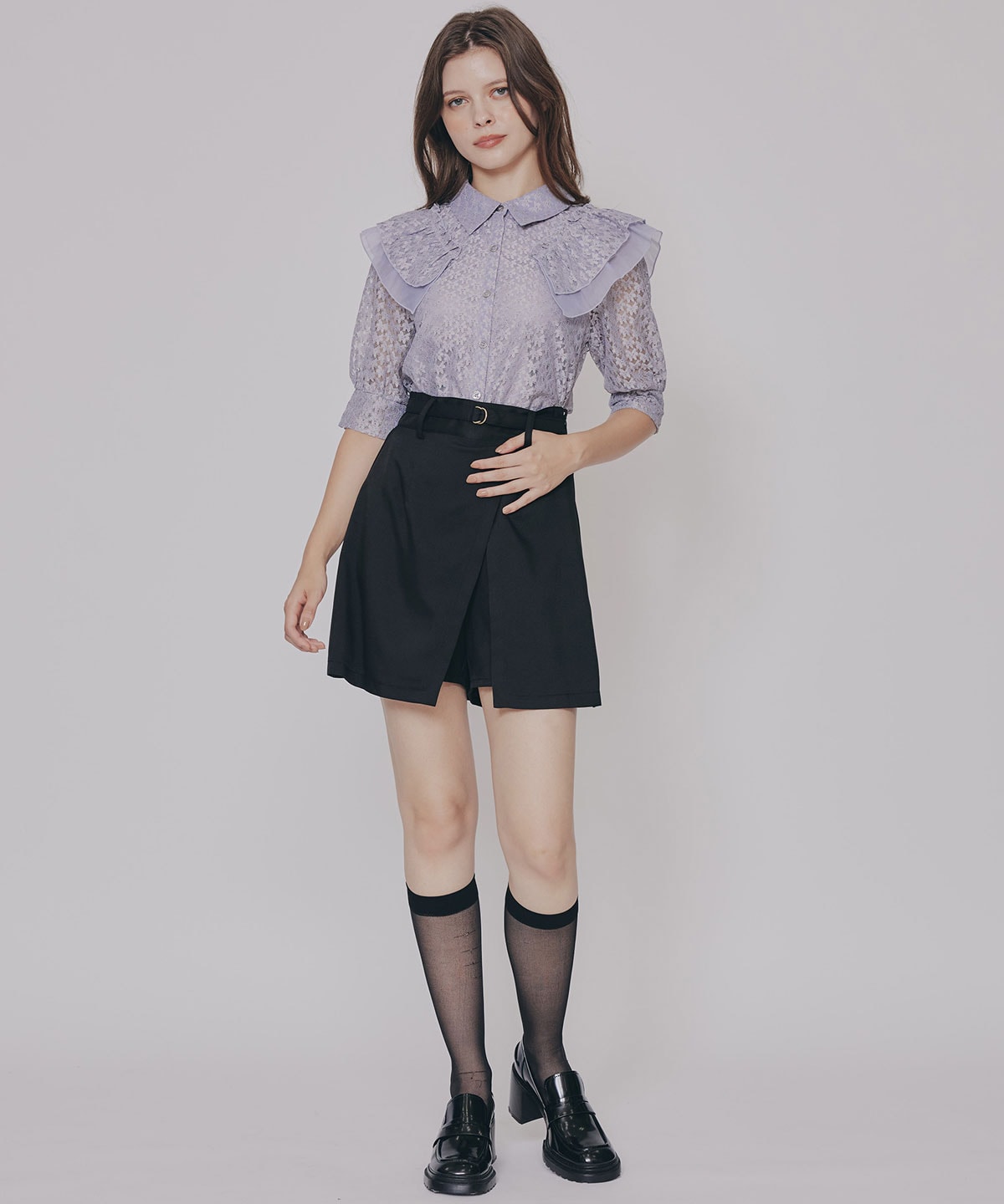 ラメレースフリルハーフスリーブブラウス