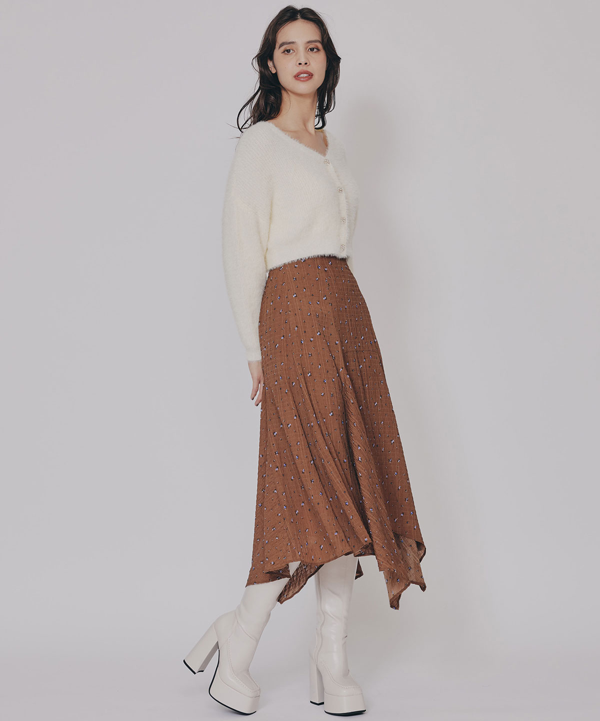 ミニフラワーイレヘムロングスカート