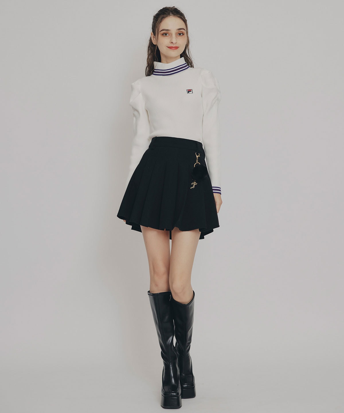 ファーチャームウールライクプリーツミニスカート