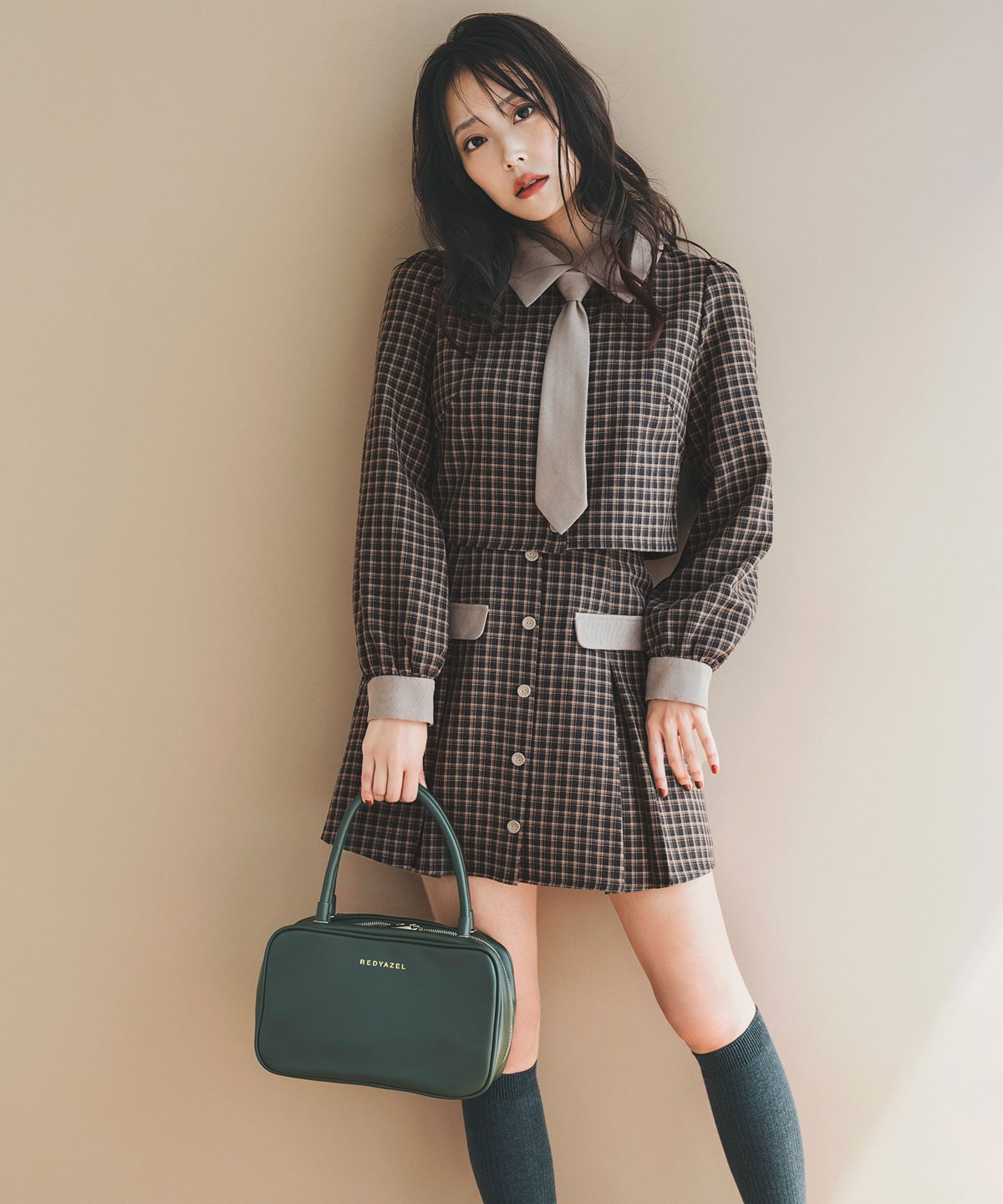 バイカラークラシックチェックブラウス×ミニスカートセットアップ