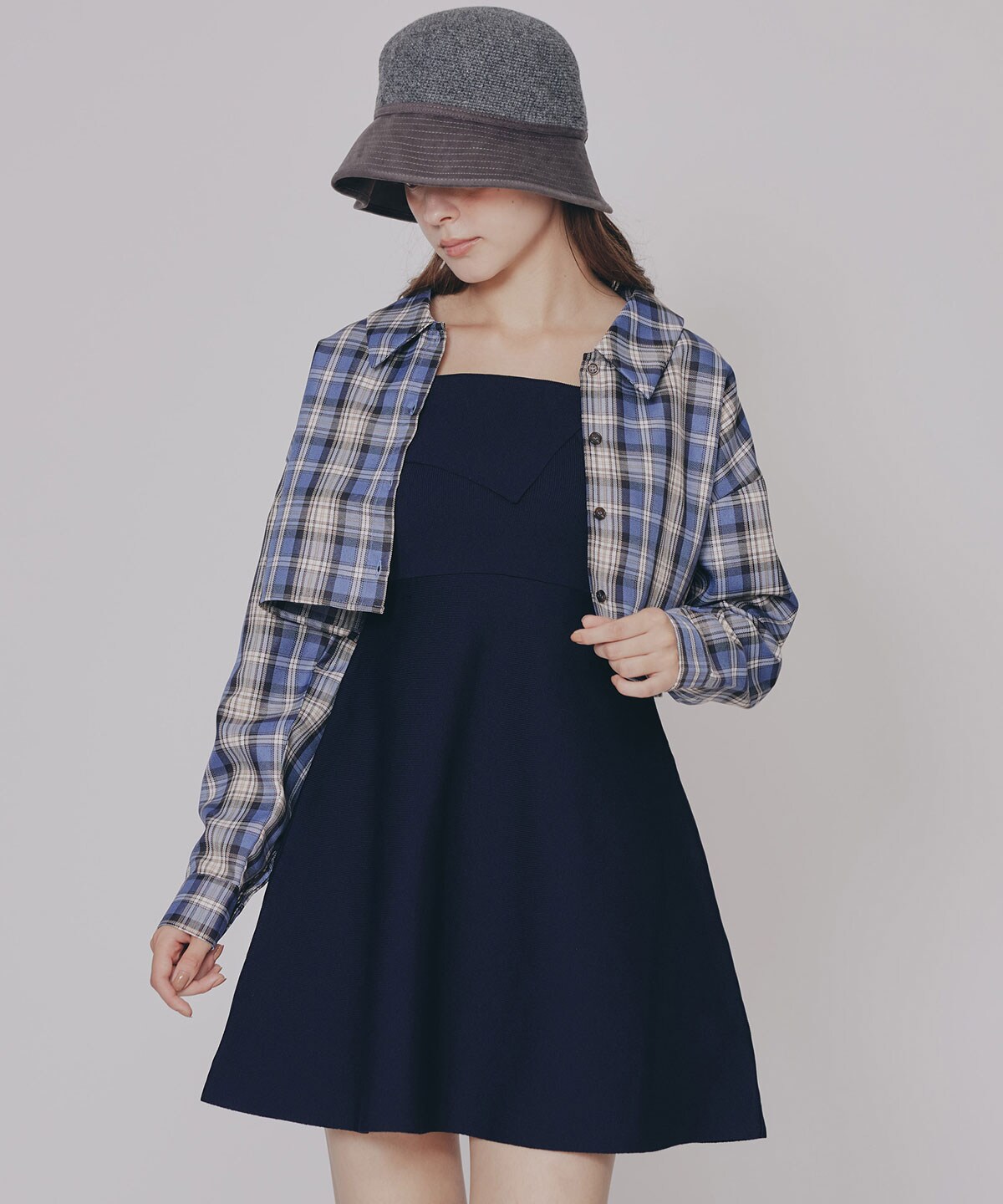 チェックショートシャツ×ニットミニワンピース