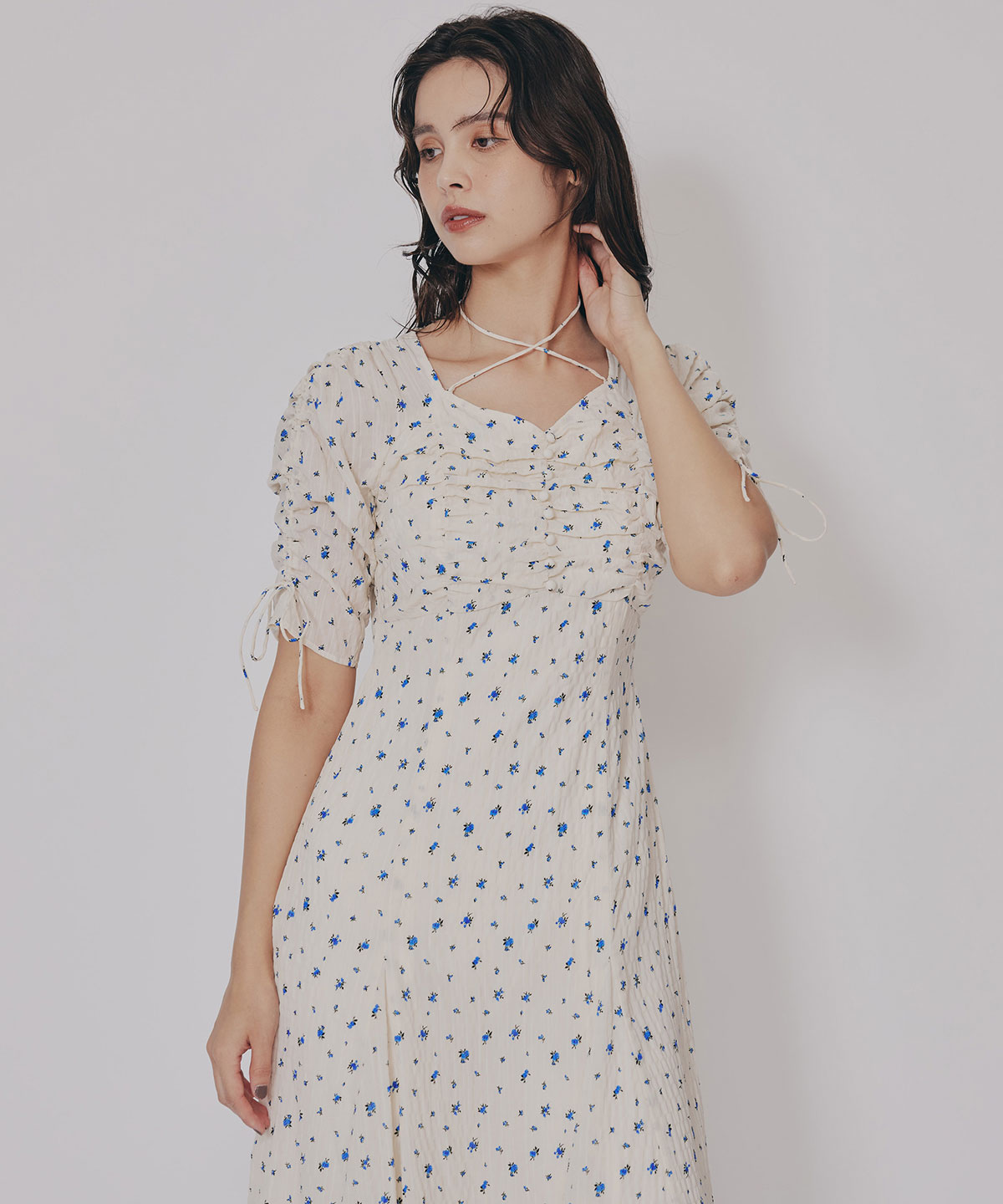 ミニフラワーイレヘムロングワンピース