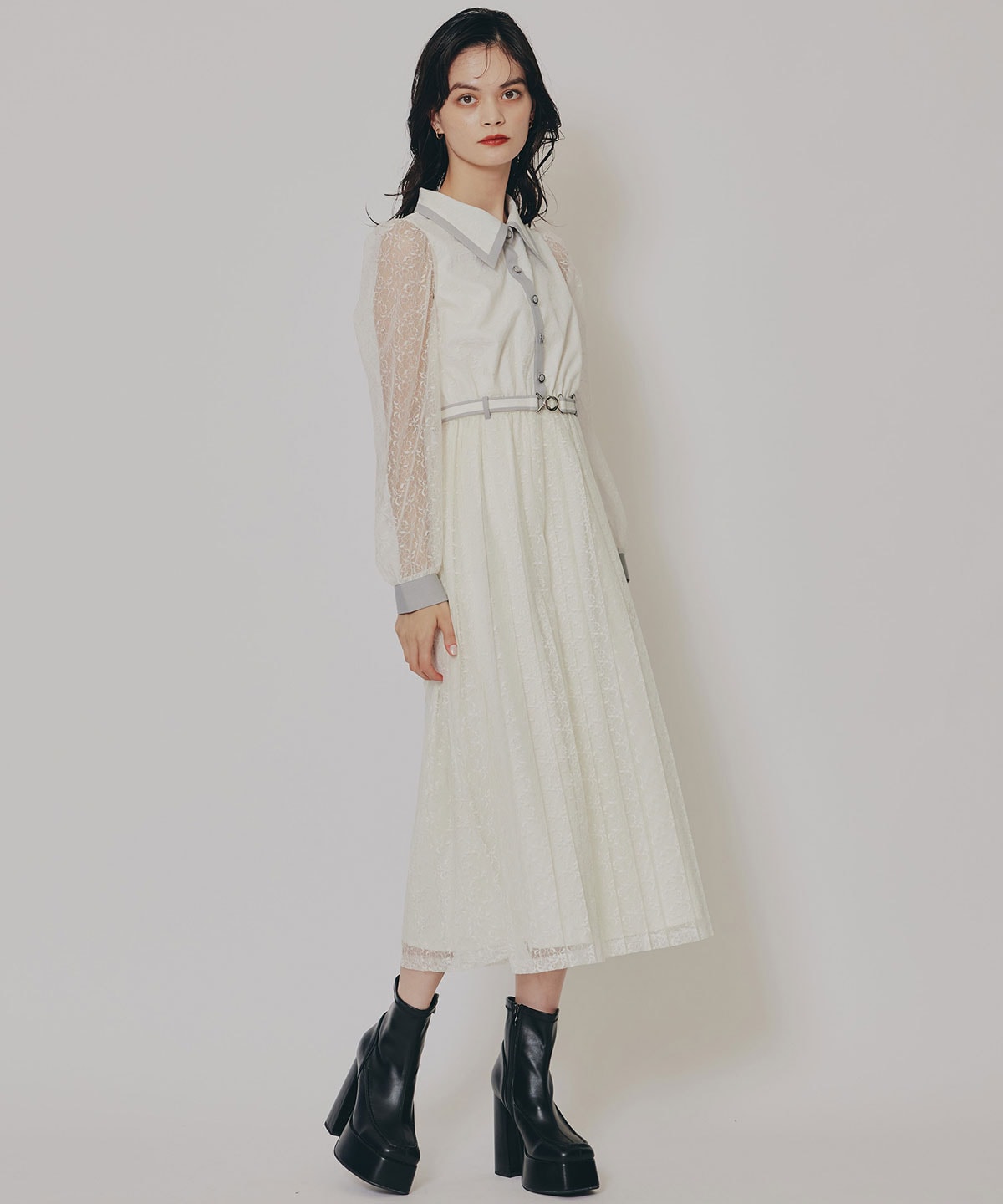 バイカラーレースプリーツロングスリーブワンピース