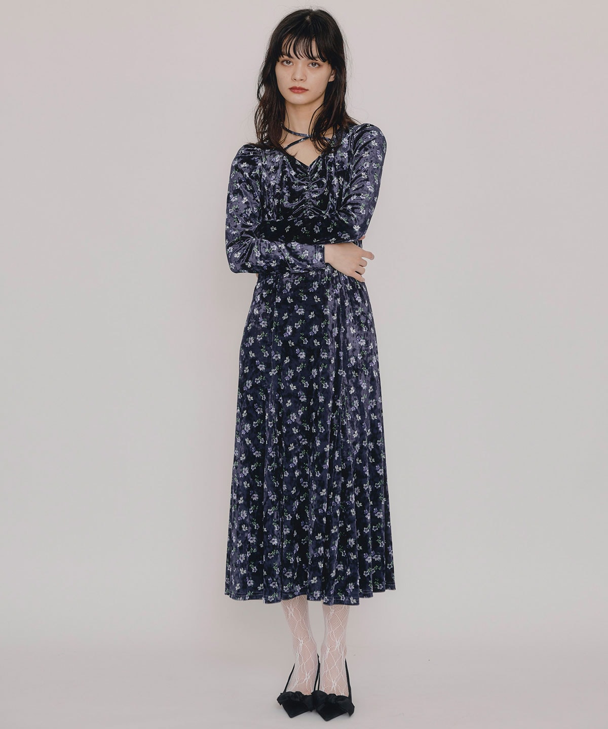 クロスリボンフラワーベロアロングワンピース