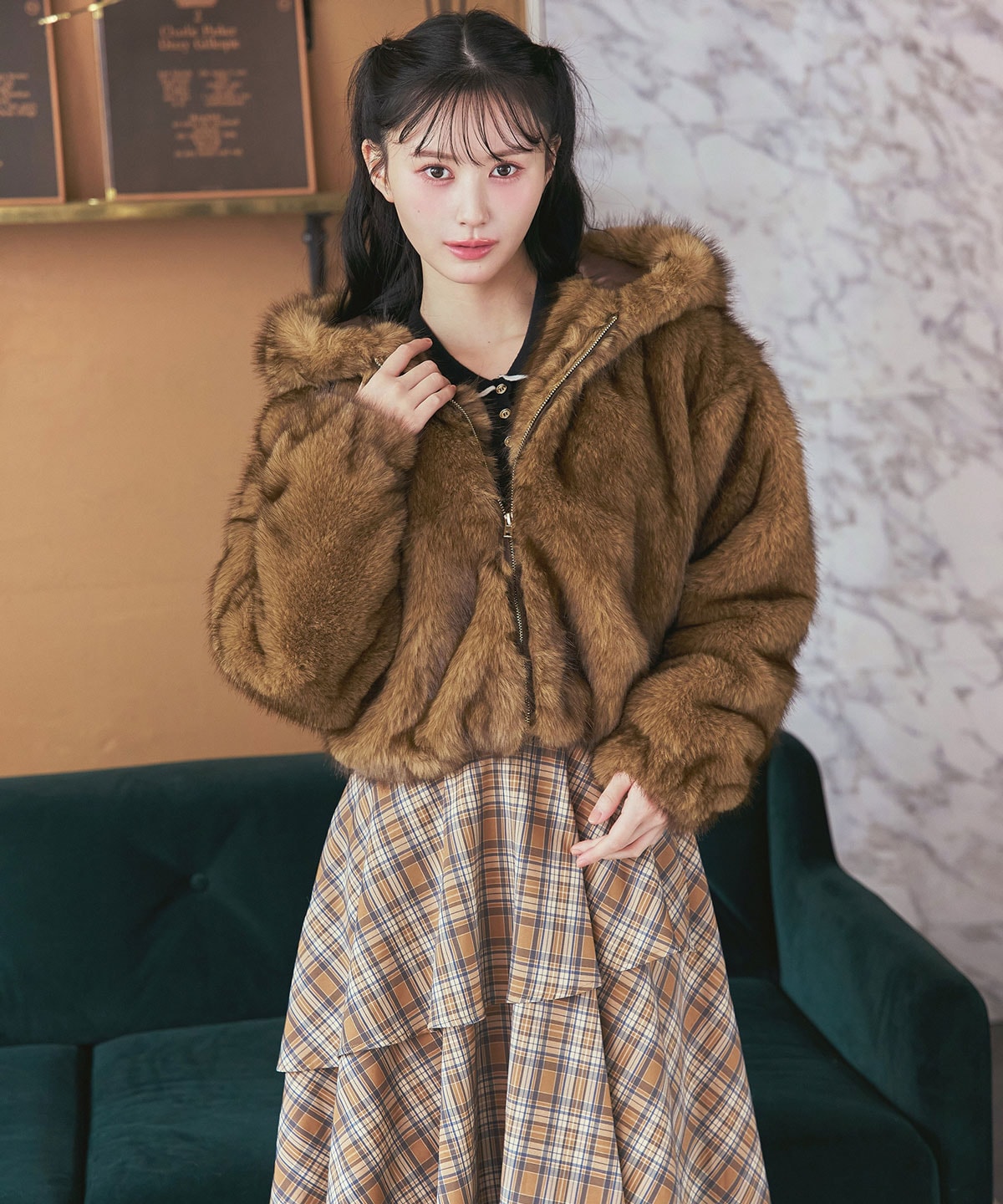 フォックスファーライクフーディショートジャケット