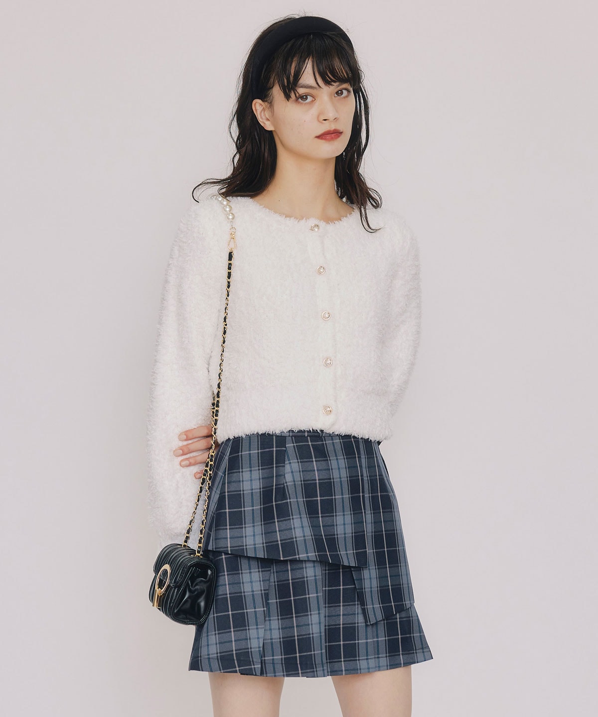 フラッフィブークレシャギーニットカーディガン