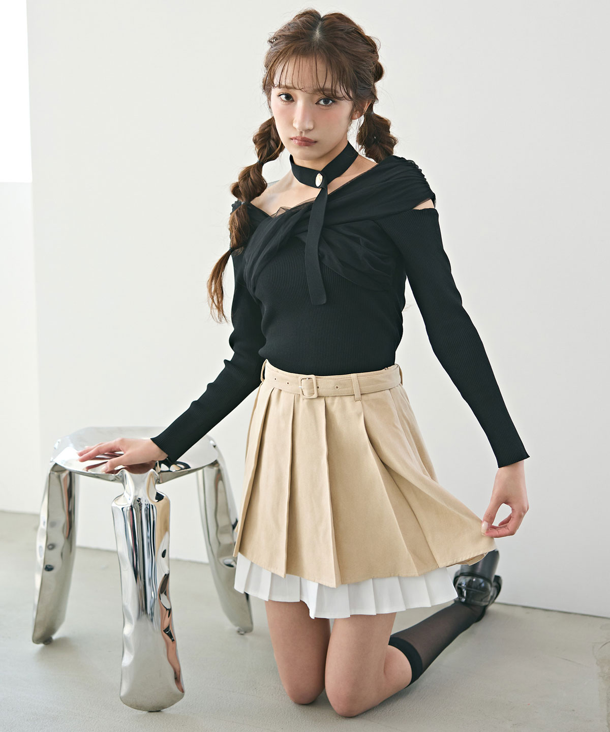 チョーカークロスチュールニットトップス