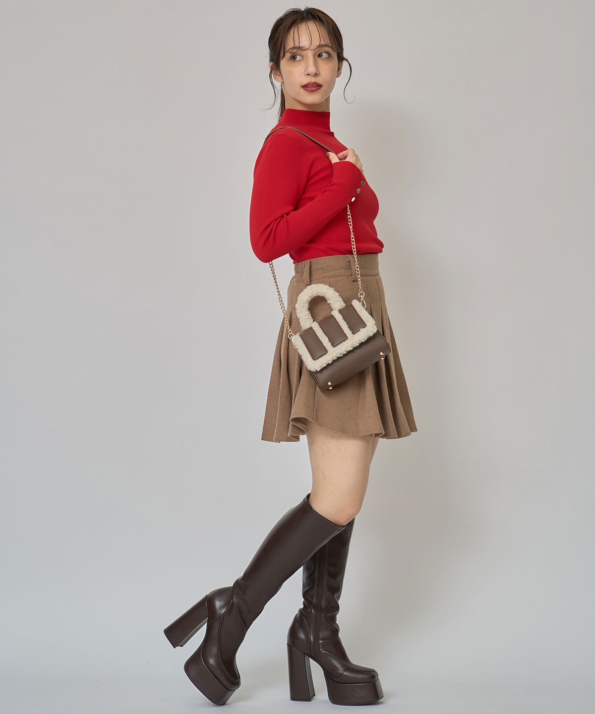 2WAYハイネックボタンニットトップス