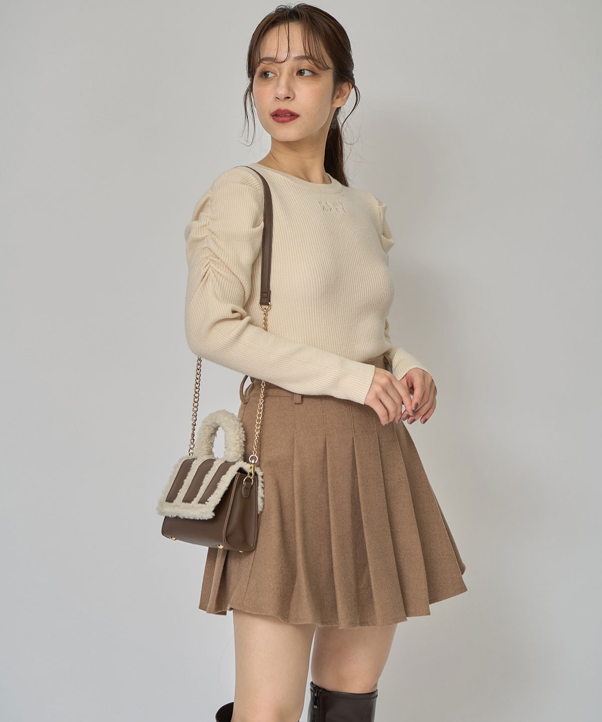 パワショルロゴリブニットトップス