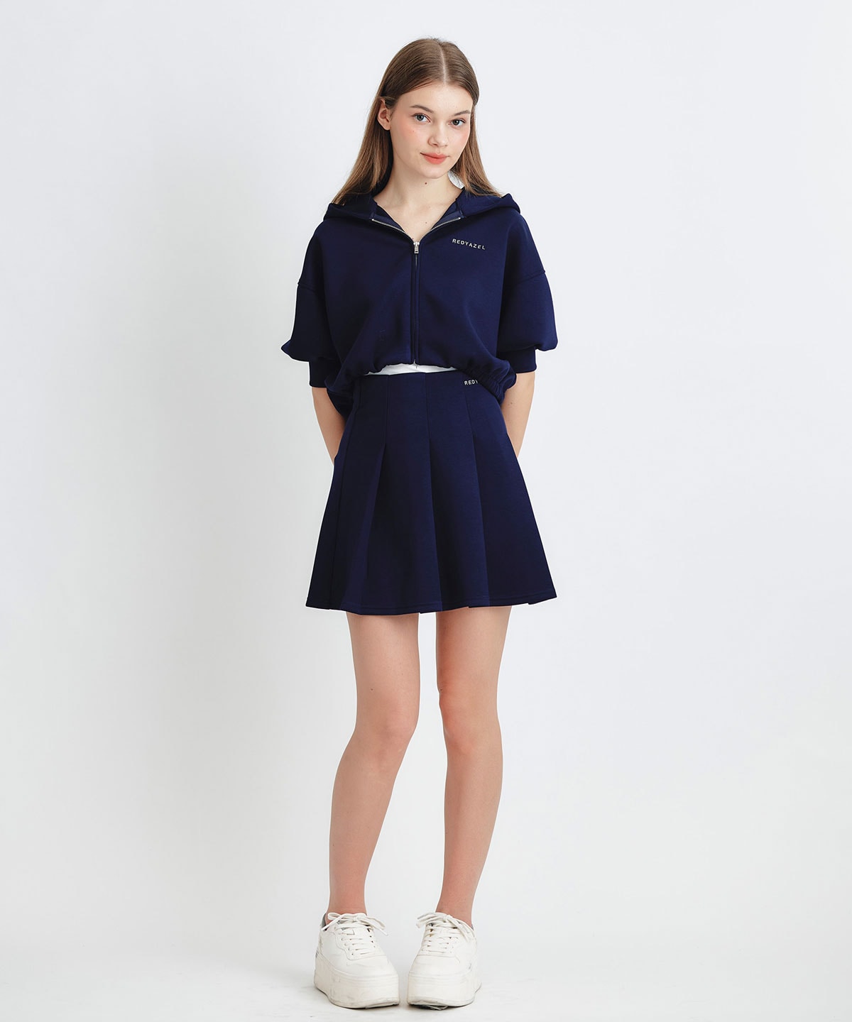 ダンボールプリーツミニスカート