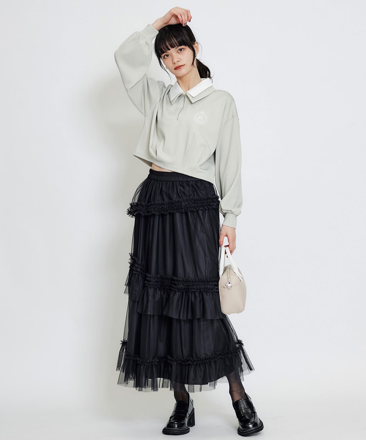 ソフトチュールフリルロングスカート