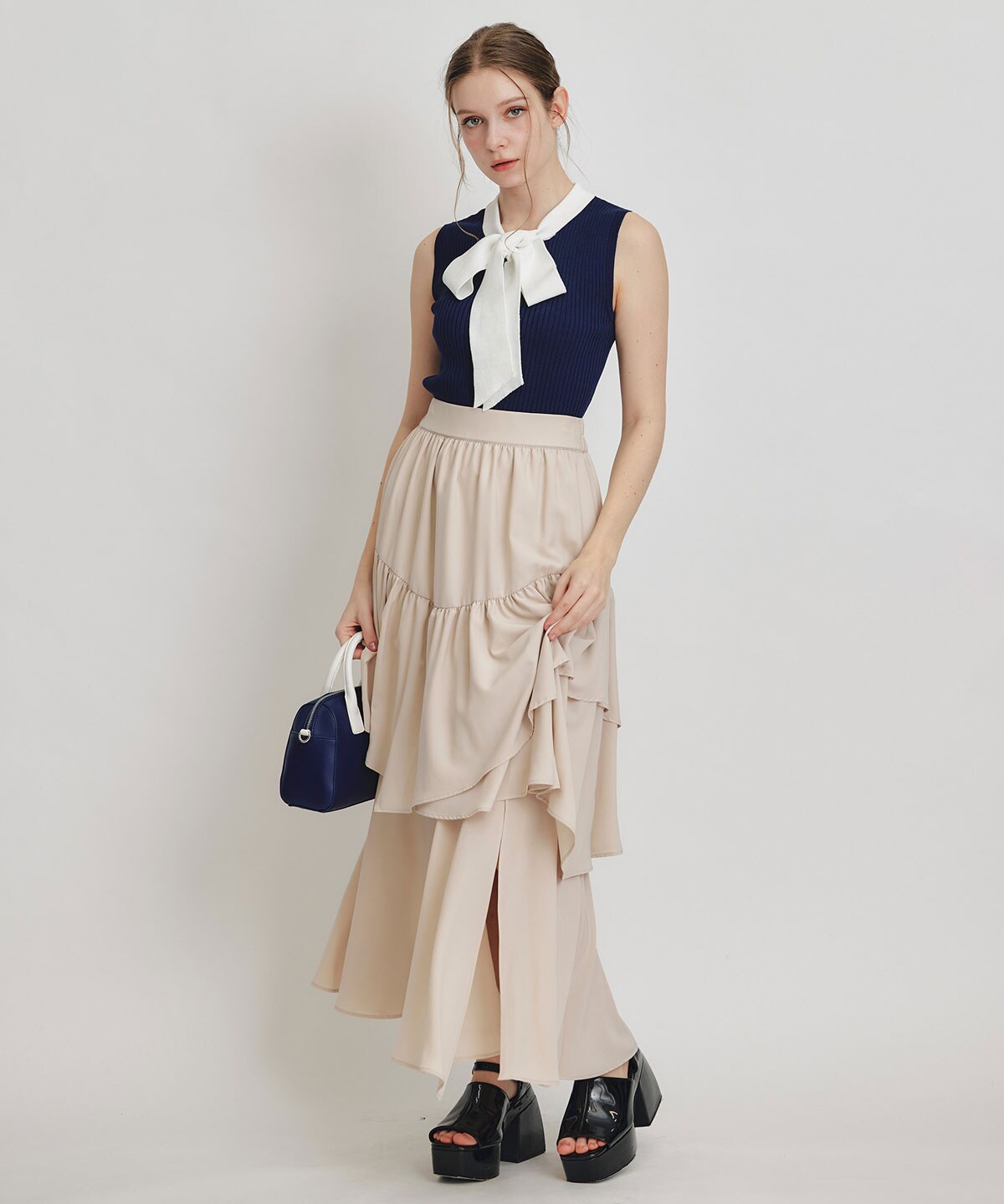 エアリーティアードロングスカート