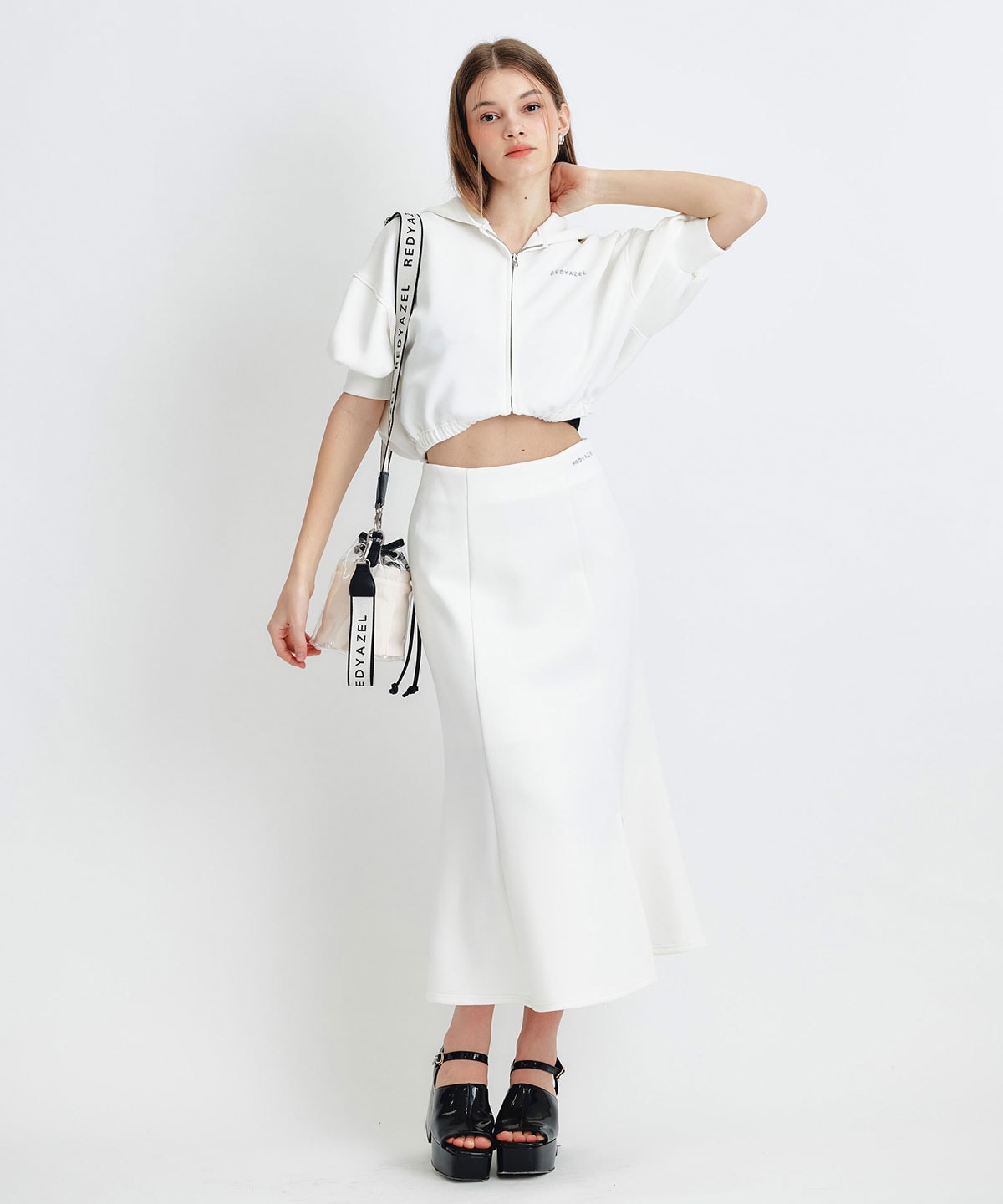 ダンボールセミマーメイドスリットロングスカート