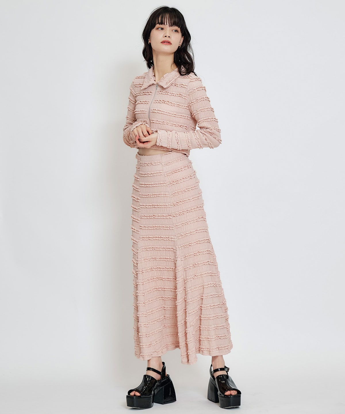 ミニフリルZIPブラウス×ミニフリルフレアロングスカートセットアップ