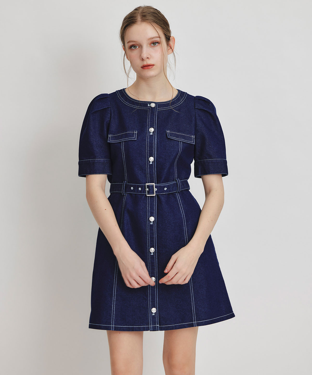 バイカラーステッチノーカラーデニムフレアミニワンピース