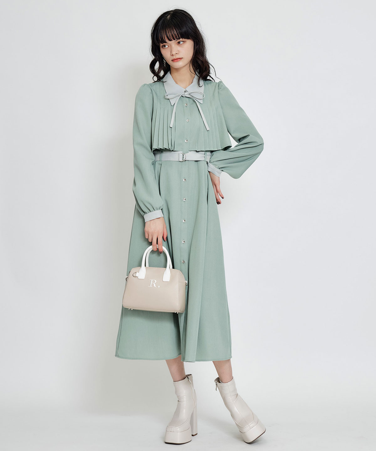 フロントプリーツリボンタイフレアロングワンピース