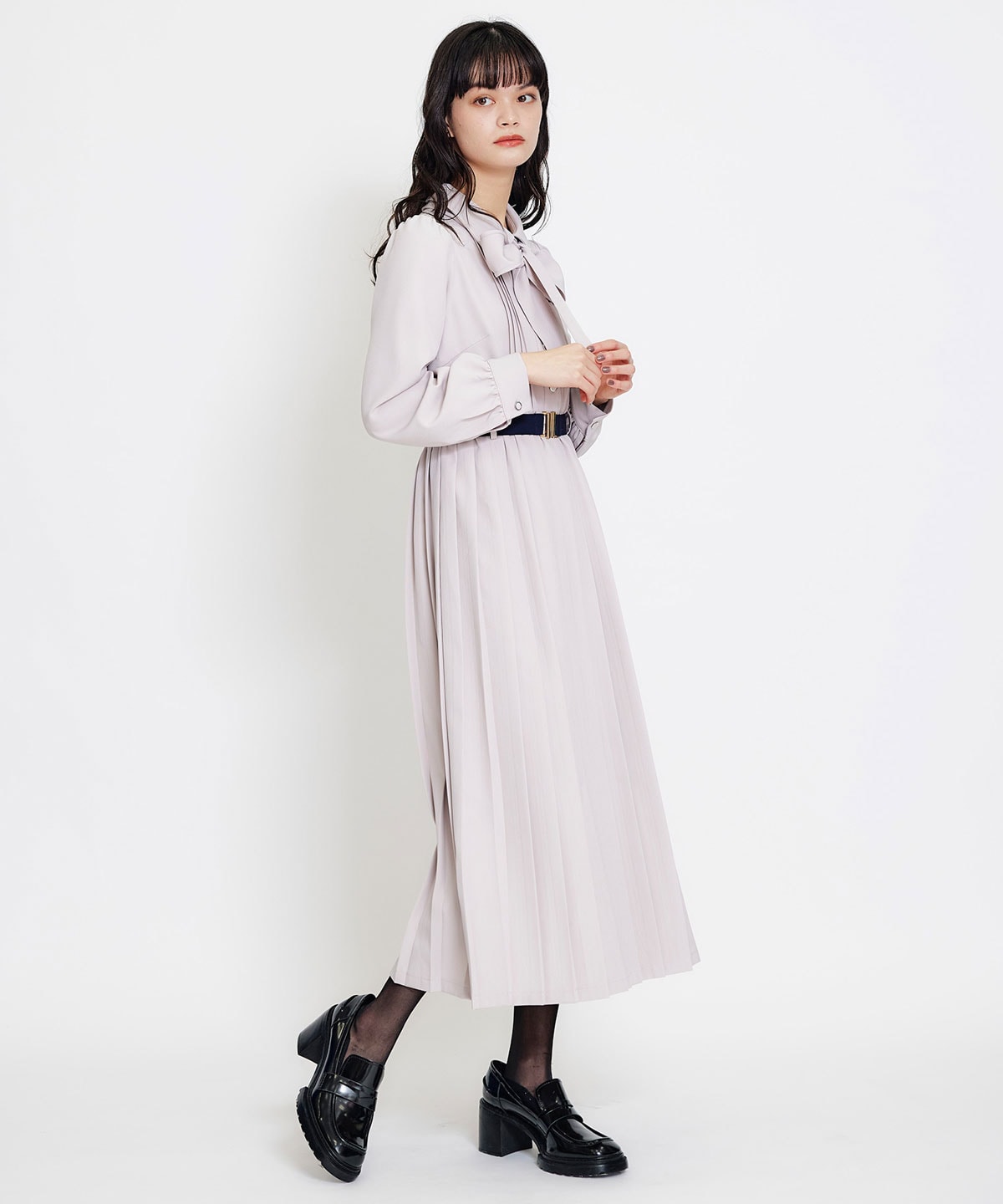 リボンタイプリーツロングシャツワンピース