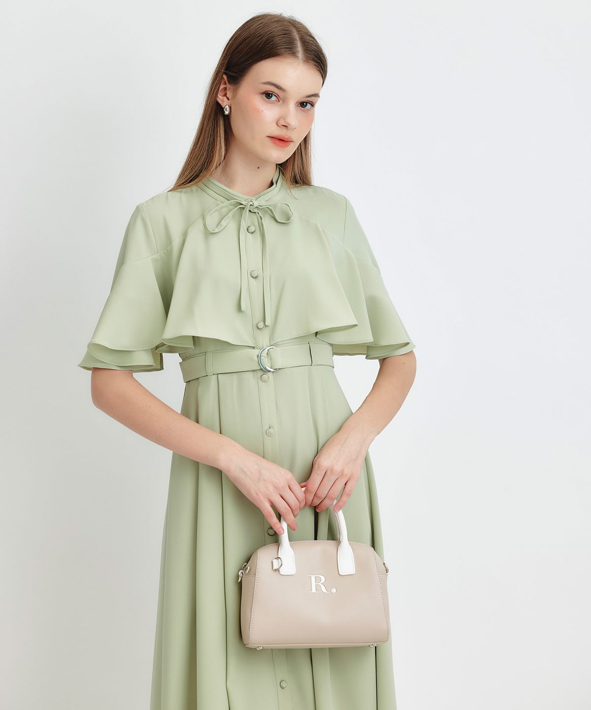 ケープフレアロングワンピース