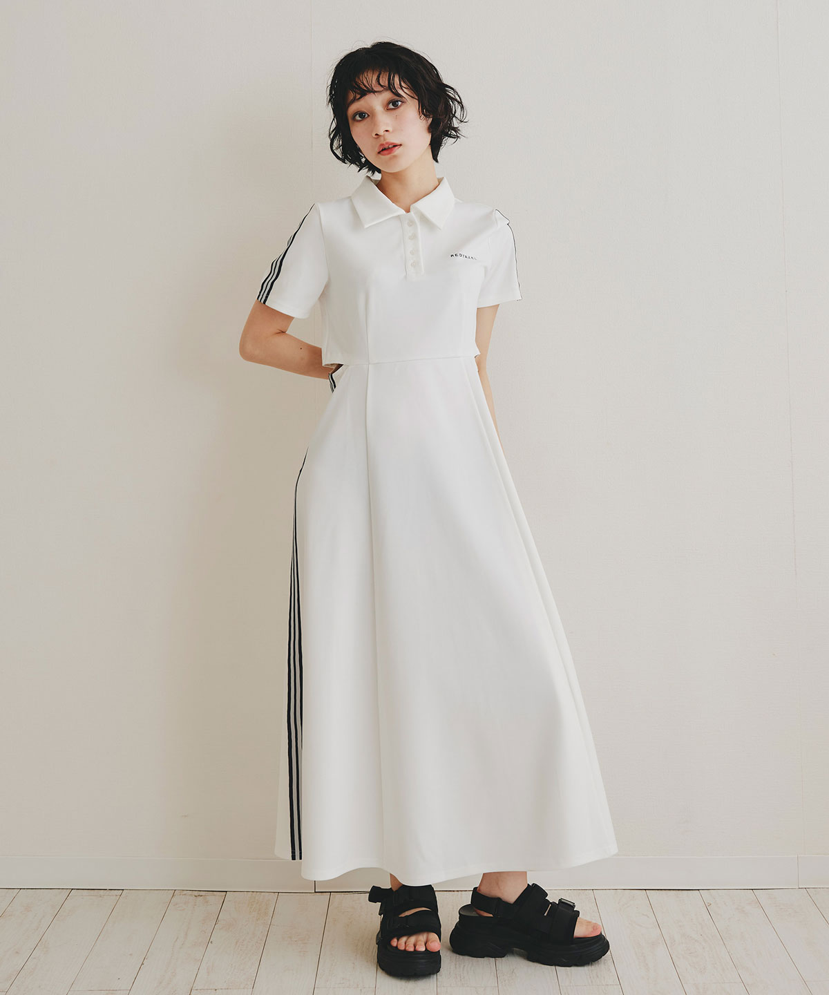 ライン2WAYサイドカットロングフレアワンピース