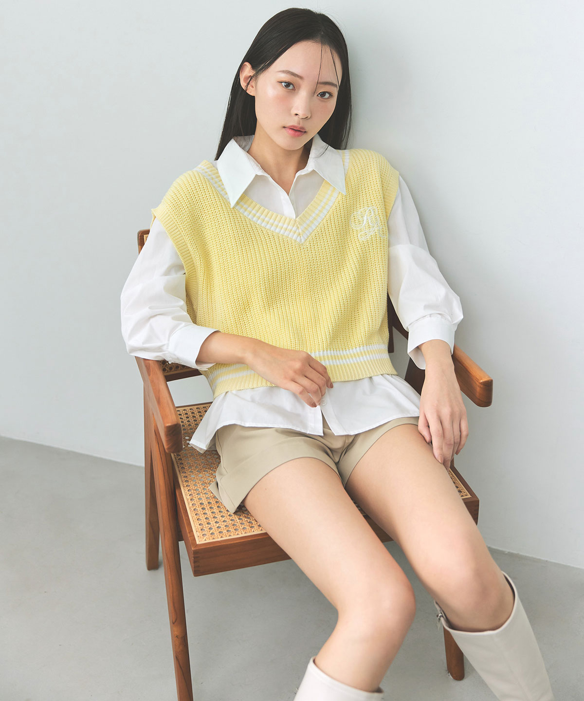 カレッジライクラインベスト×シャツブラウス