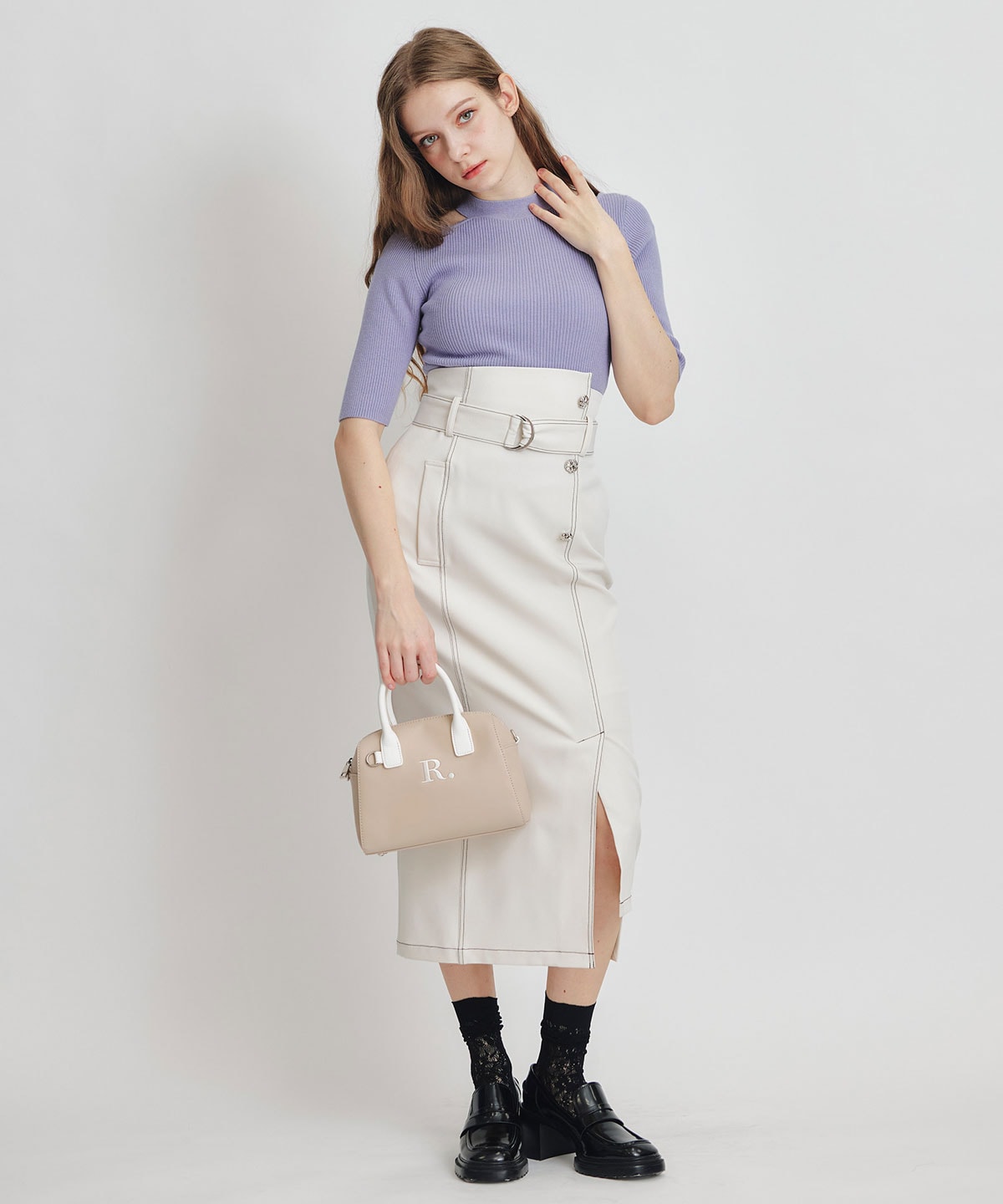 カットアウトハーフスリーブニットプルオーバー