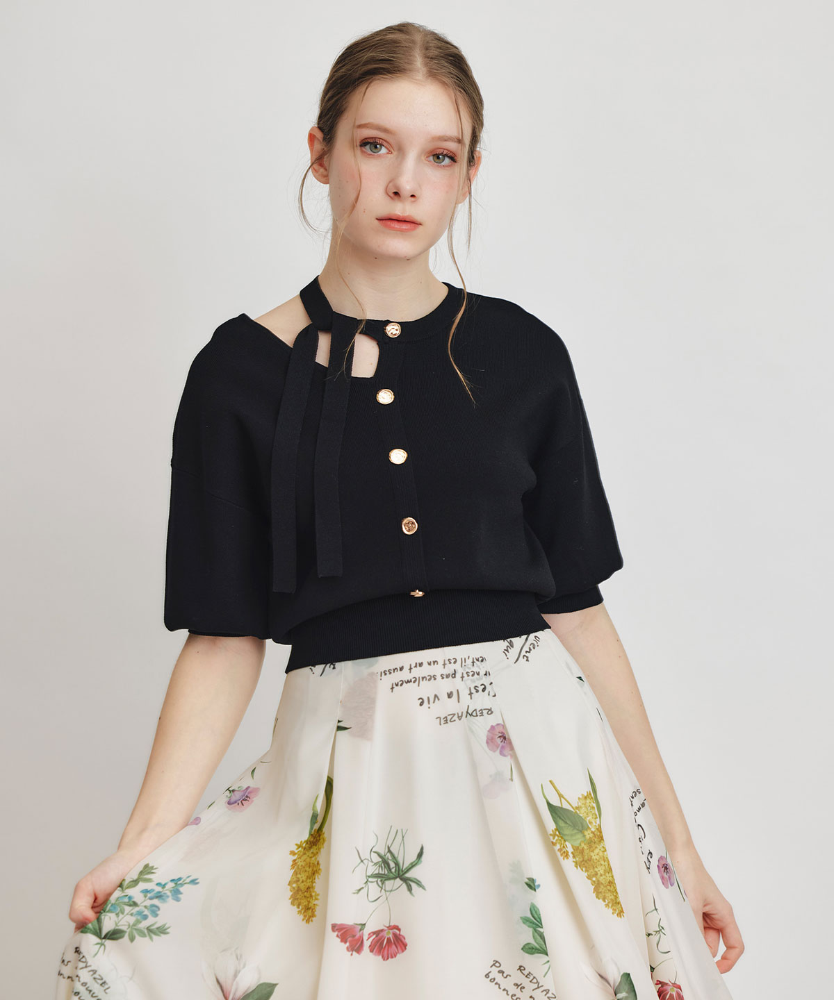 アシメカットデザインハーフスリーブニットプルオーバー