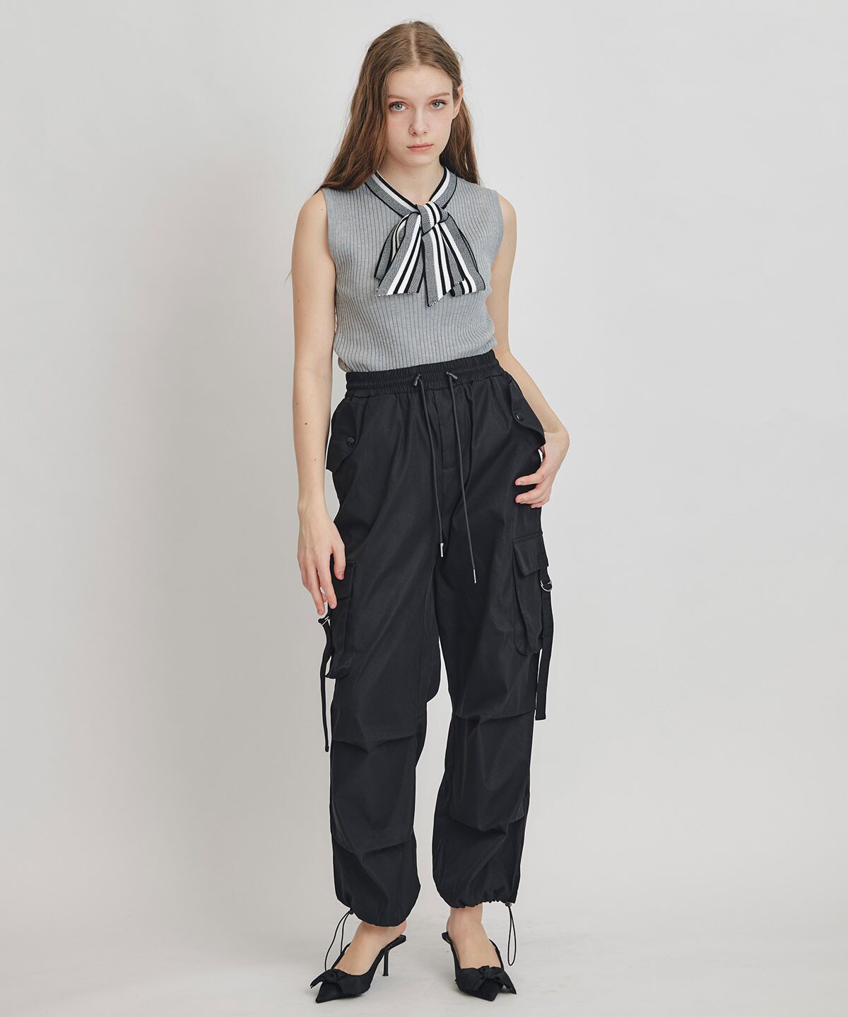 ストライプリボンタイノースリーブリブニット