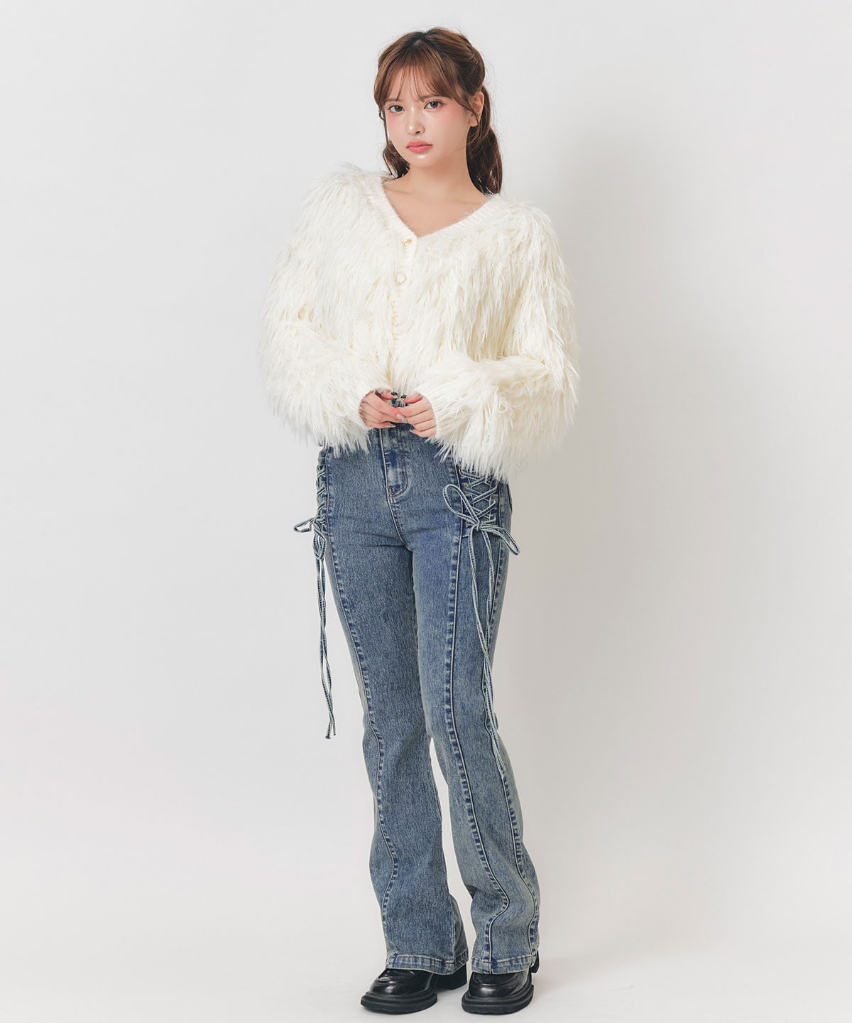 【=LOVE 大場花菜さん着用】レースアップストレッチフレアデニムパンツ