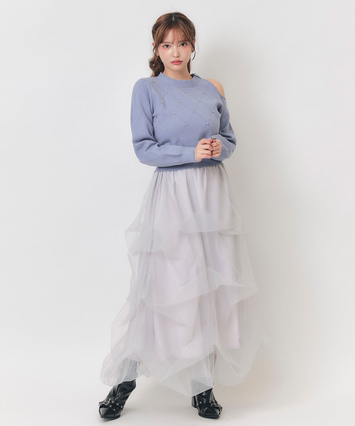 サイドカットオフパールビジューニットトップス